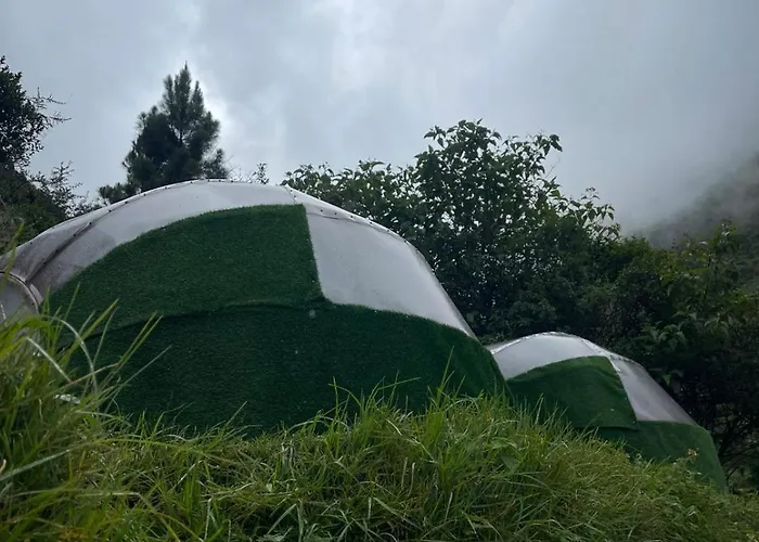 Chaullay Star Domes Lodge